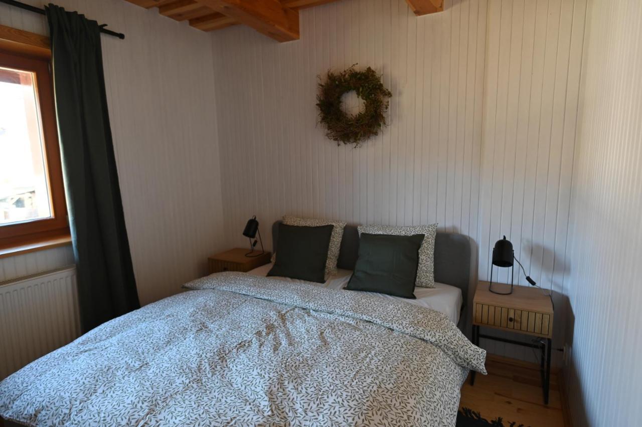 Apartman S Krbom Vedla Zubacky Tatrzańska Szczyrba Zewnętrze zdjęcie